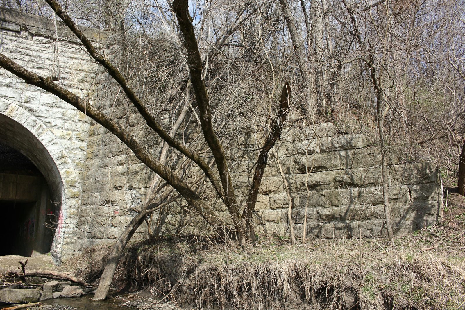 Northeast wing wall